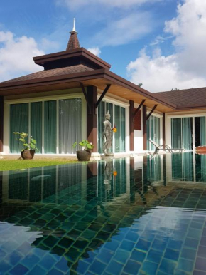 Private Tropical Pool Villa with 18 meter Pool